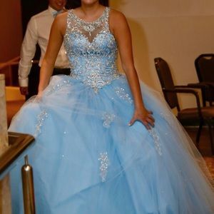 Blue puffy dress that laces in the back